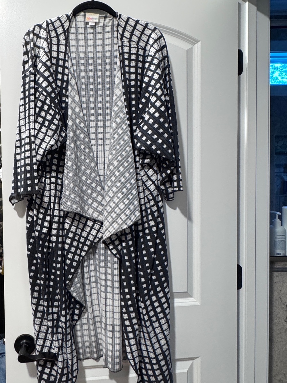 LuLaRoe Shirley Black & White Geometric Open Drape Cardigan